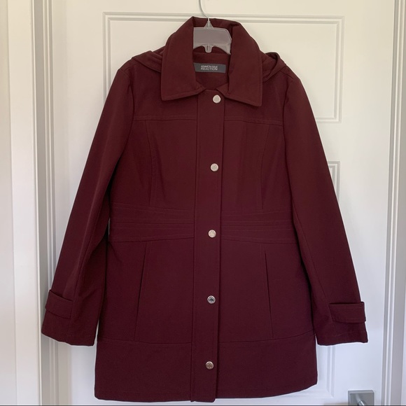 Kenneth Cole Reaction - Burgundy Hooded Rain Coat with Zipper and Button detail - Picture 1 of 15